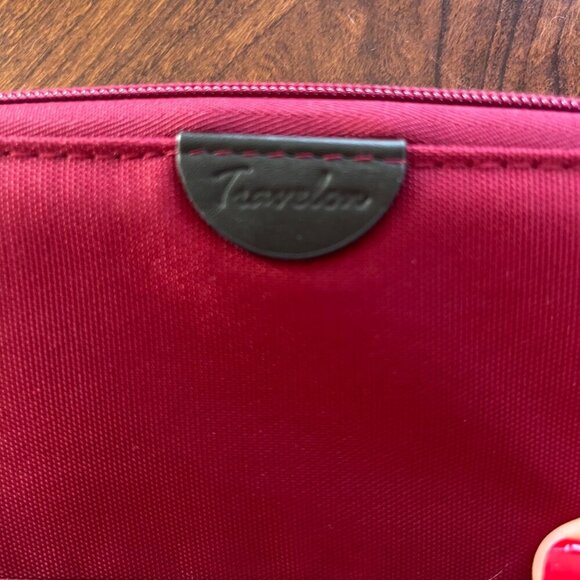 NEW Travelon RFID Blocking Safe ID Wallet With Wrist Strap & Zipper Closure In B - Picture 2 of 8